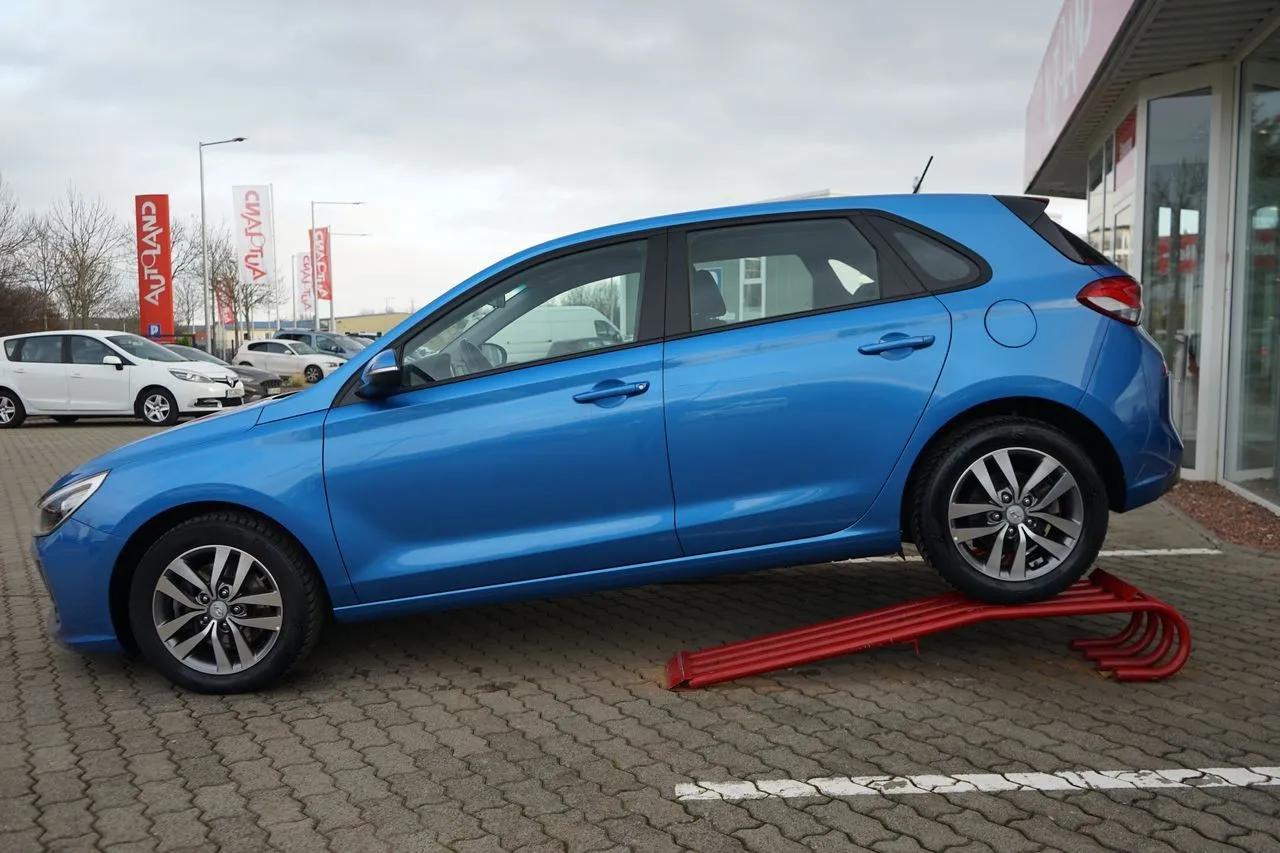 Hyundai i30 1.4 T-GDI Trend...  Image 5