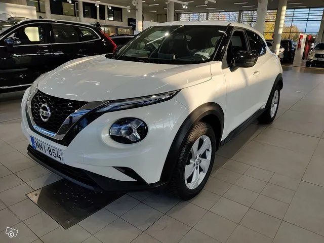 Nissan Juke DIG-T 117HP 6MT N-Connecta/TAKUU 24KK/40TKM Image 1